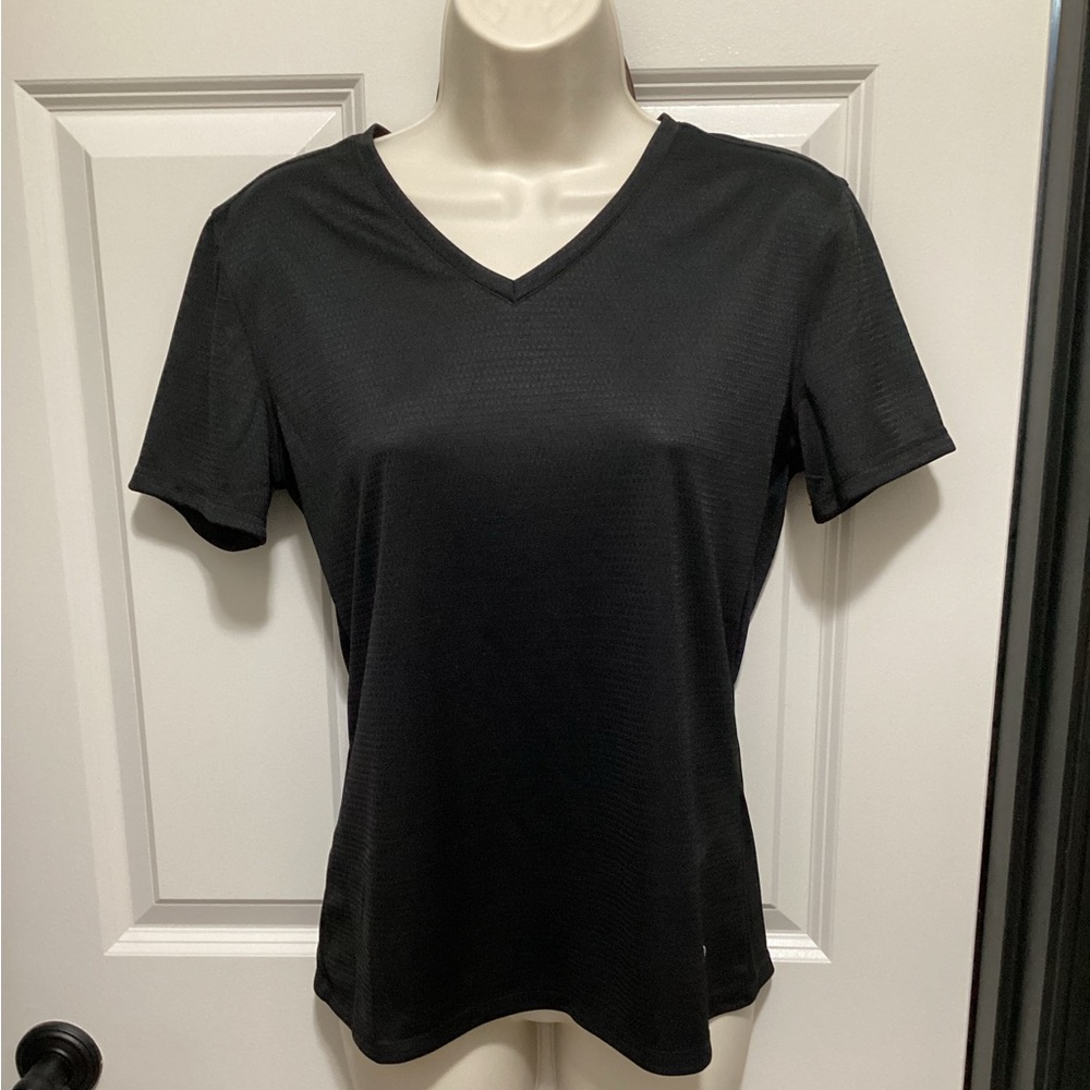 Reel Legends Ladies Black V-neck Short Sleeve Top